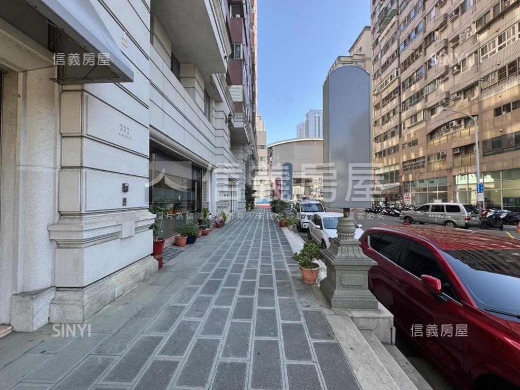 台中南屯約１１９坪店辦房屋室內格局與周邊環境