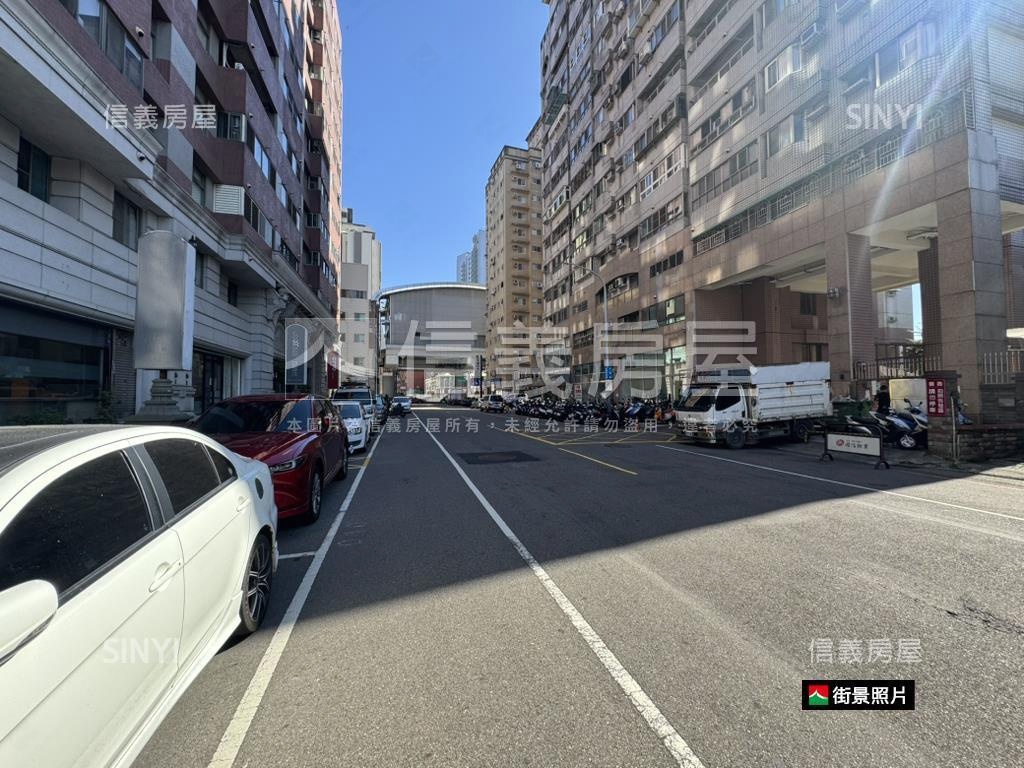 台中南屯約１１９坪店辦房屋室內格局與周邊環境