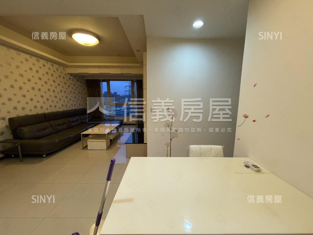 ＳＢ１２長虹大鎮美妝好屋房屋室內格局與周邊環境