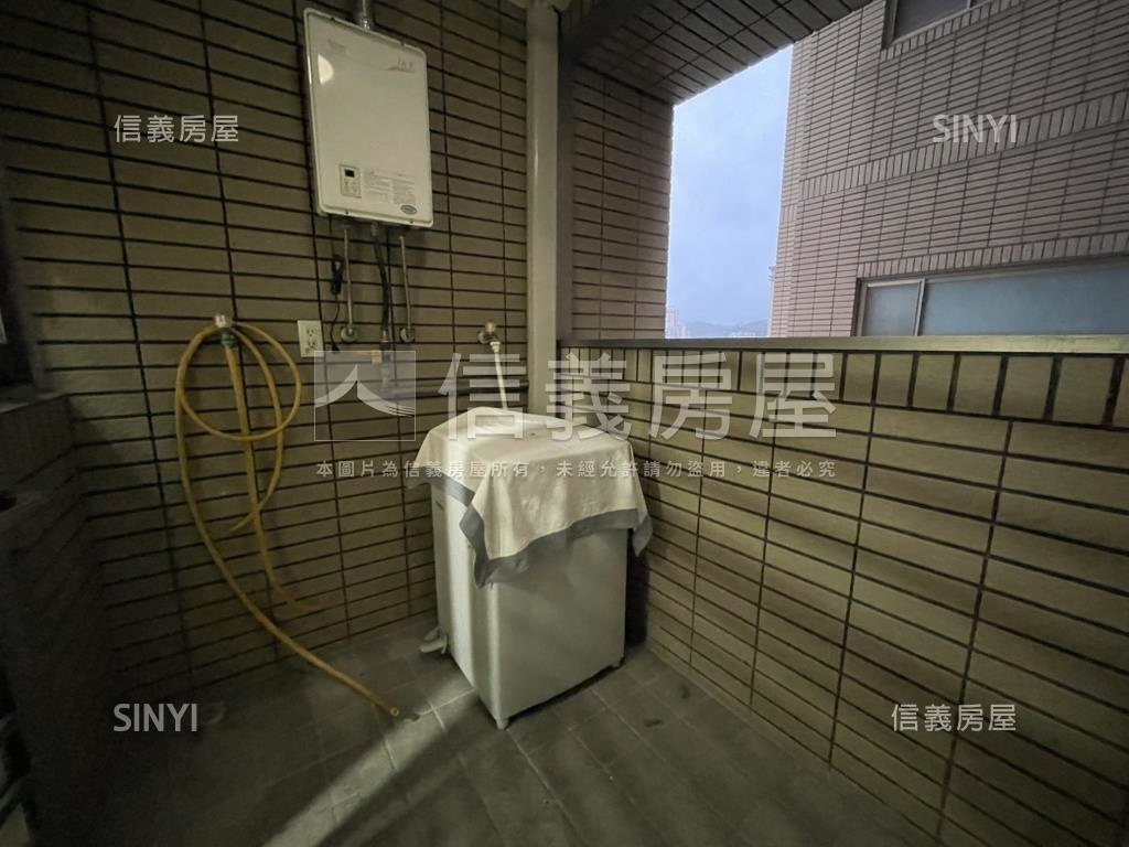 ＳＢ１２長虹大鎮美妝好屋房屋室內格局與周邊環境