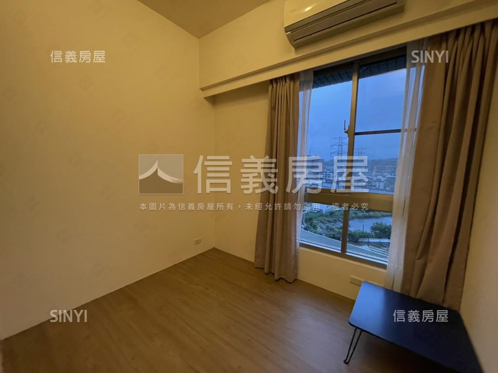 ＳＢ１２長虹大鎮美妝好屋房屋室內格局與周邊環境