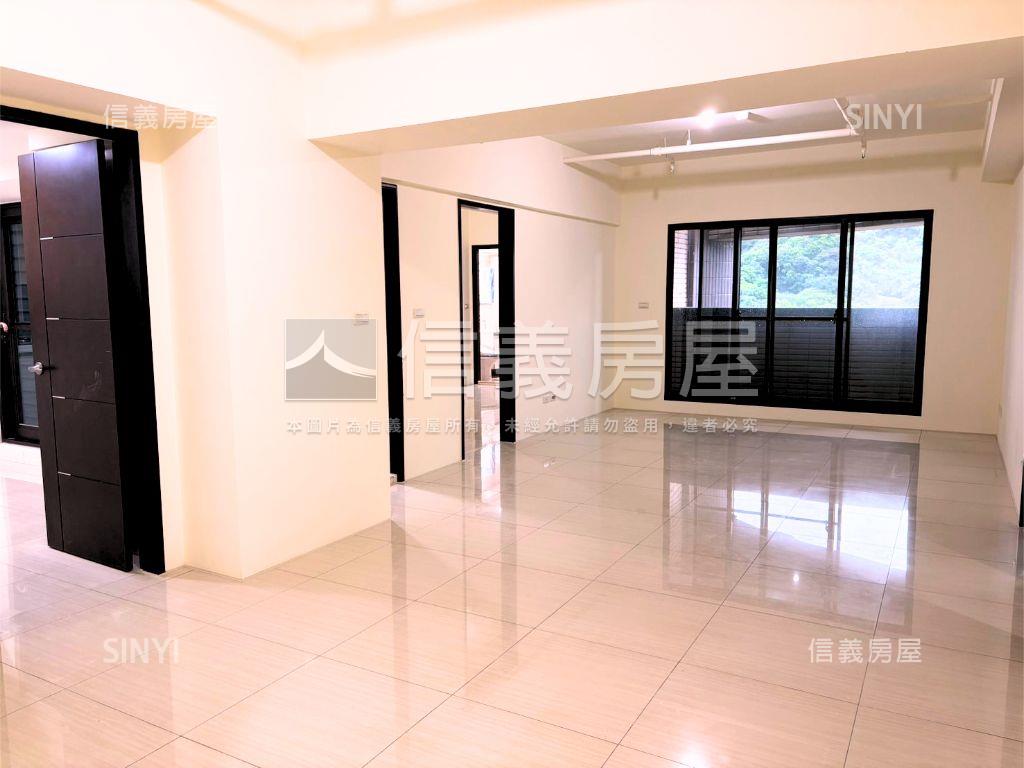 直面基隆港約４７坪大空間房屋室內格局與周邊環境