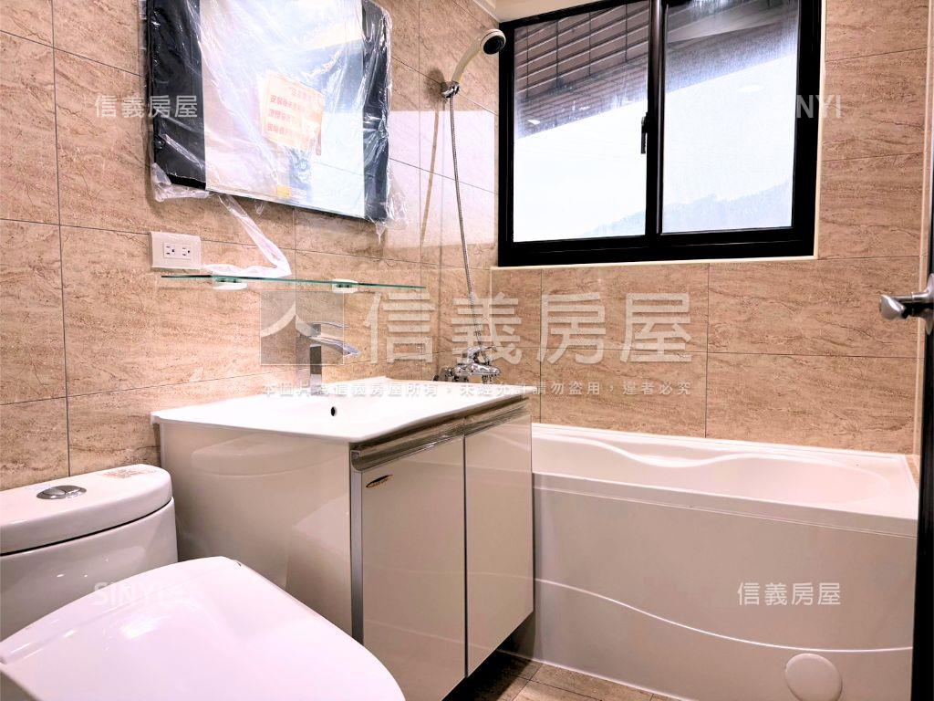 直面基隆港約４７坪大空間房屋室內格局與周邊環境