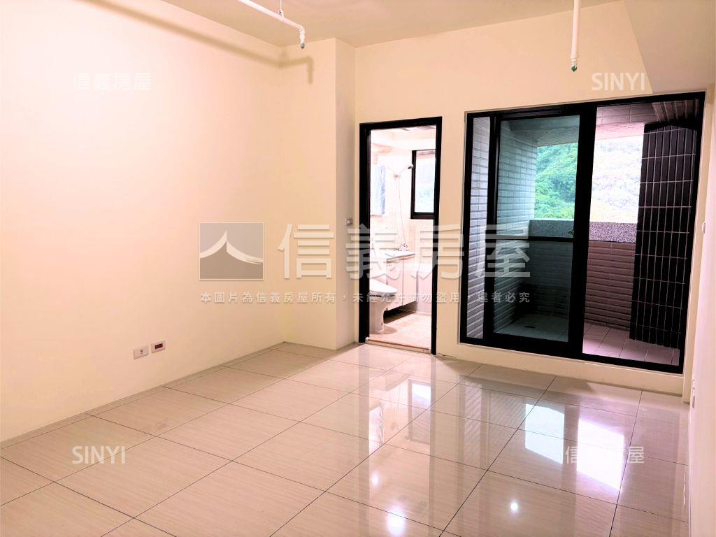 直面基隆港約４７坪大空間房屋室內格局與周邊環境