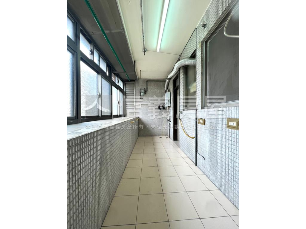 捷運～竹林路絕美３房房屋室內格局與周邊環境