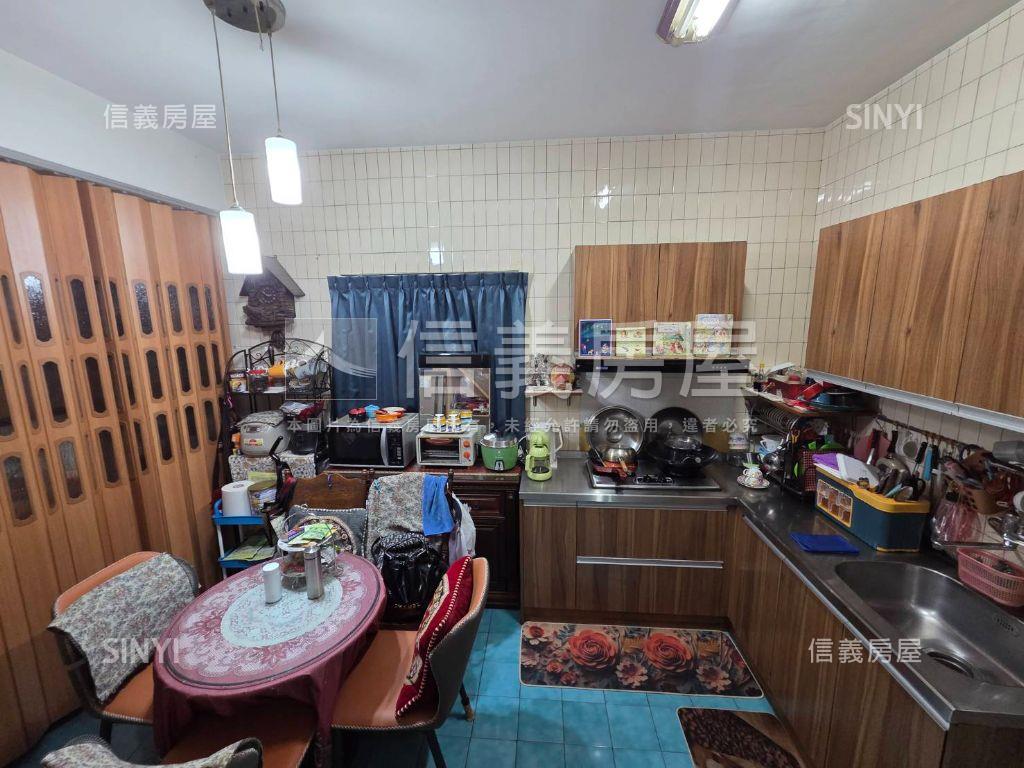 未來黃線捷運活巷優質透天房屋室內格局與周邊環境