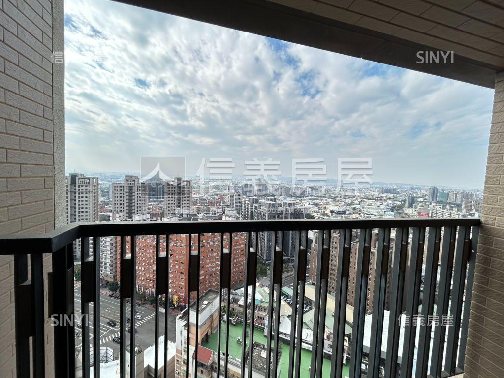 Ｍ３園道旁高樓帝王視野戶房屋室內格局與周邊環境