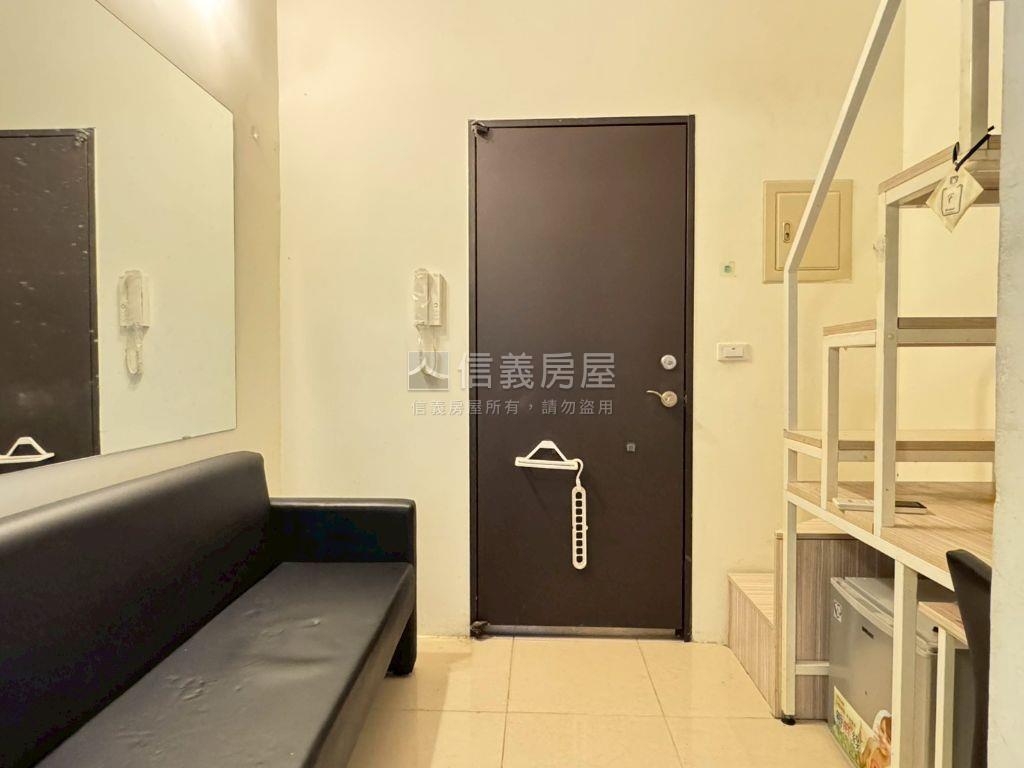 青春學苑美套房出售Ｂ房屋室內格局與周邊環境