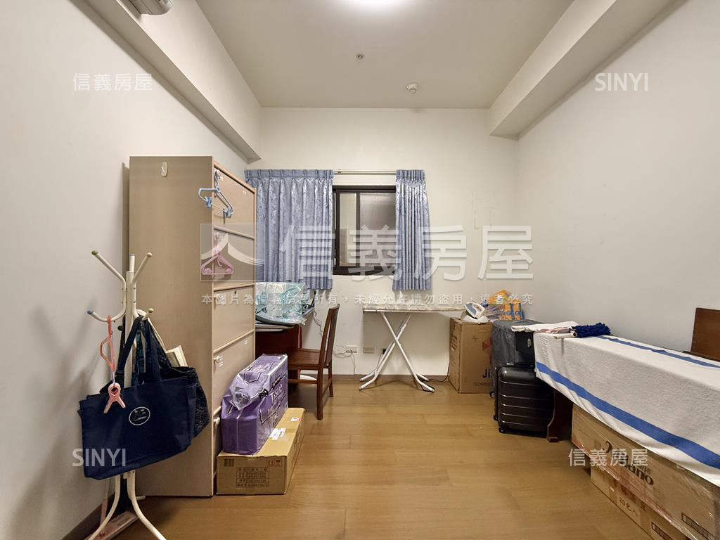 專任－世紀中庭花園房屋室內格局與周邊環境