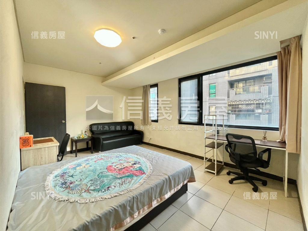 ＮＥＷ大鵬新城３房平車房屋室內格局與周邊環境