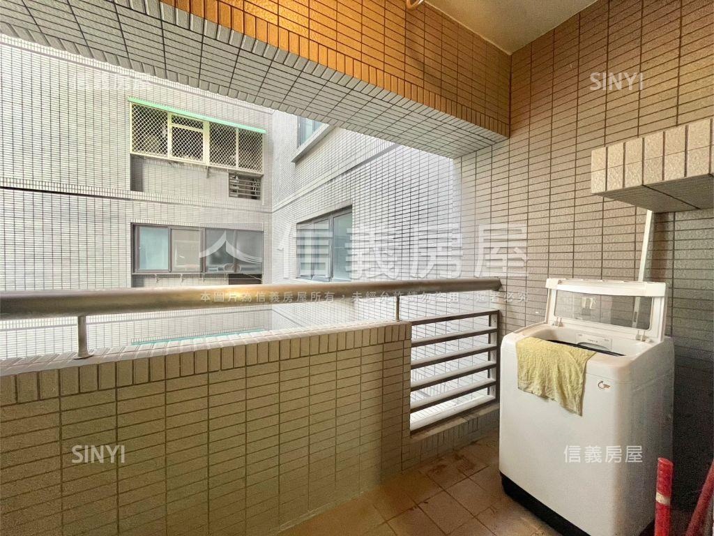 ＮＥＷ大鵬新城３房平車房屋室內格局與周邊環境