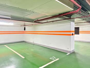 基泰璀璨坡平寬敞車位