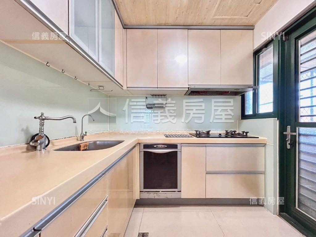 Ａ９公園景觀裝潢大三房房屋室內格局與周邊環境