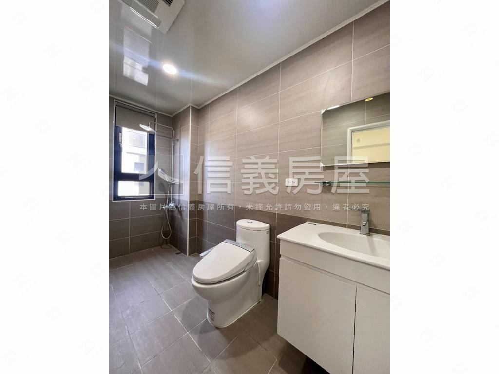 璞悅敦峰美透天房屋室內格局與周邊環境