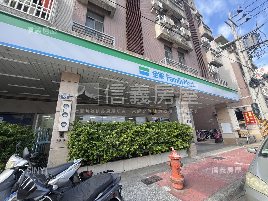 璞悅敦峰美透天房屋室內格局與周邊環境