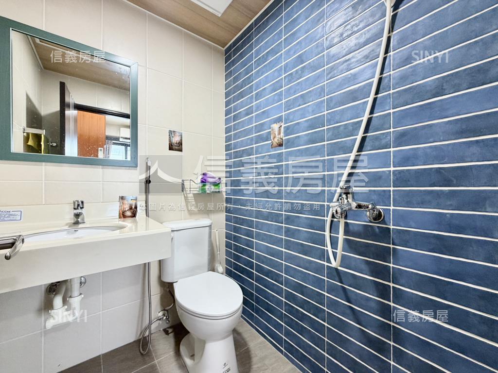 面凱旋國小大空間翻新美寓房屋室內格局與周邊環境