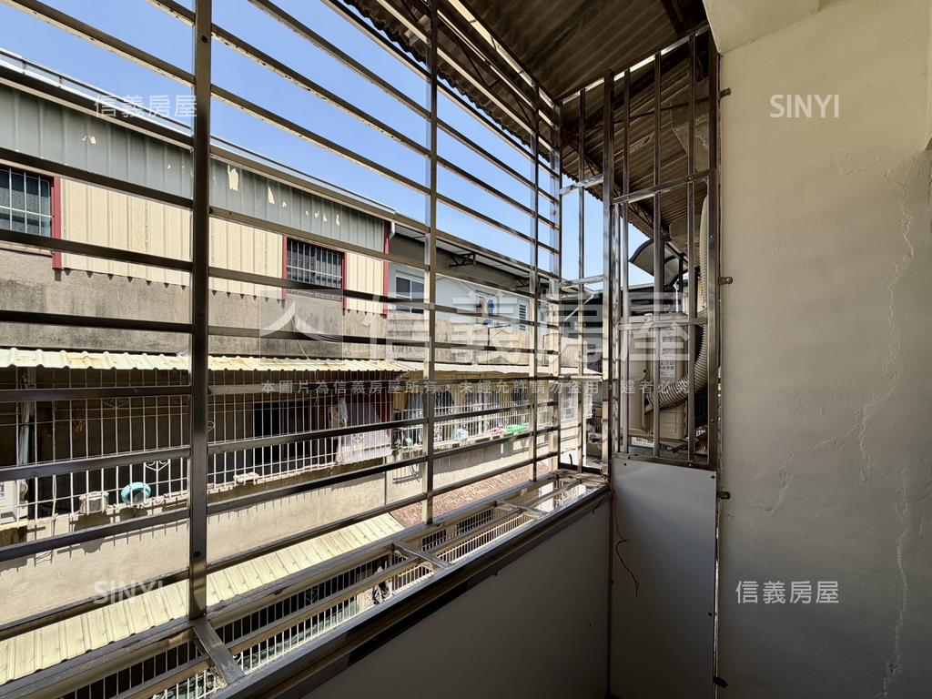 面凱旋國小大空間翻新美寓房屋室內格局與周邊環境