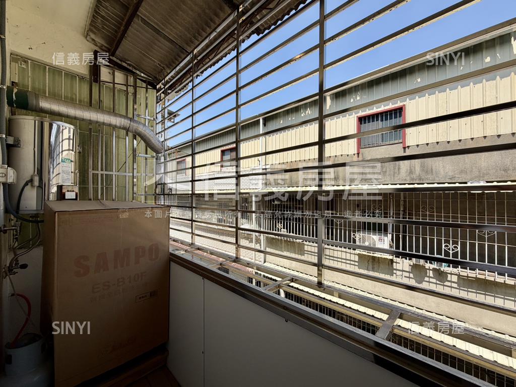 面凱旋國小大空間翻新美寓房屋室內格局與周邊環境