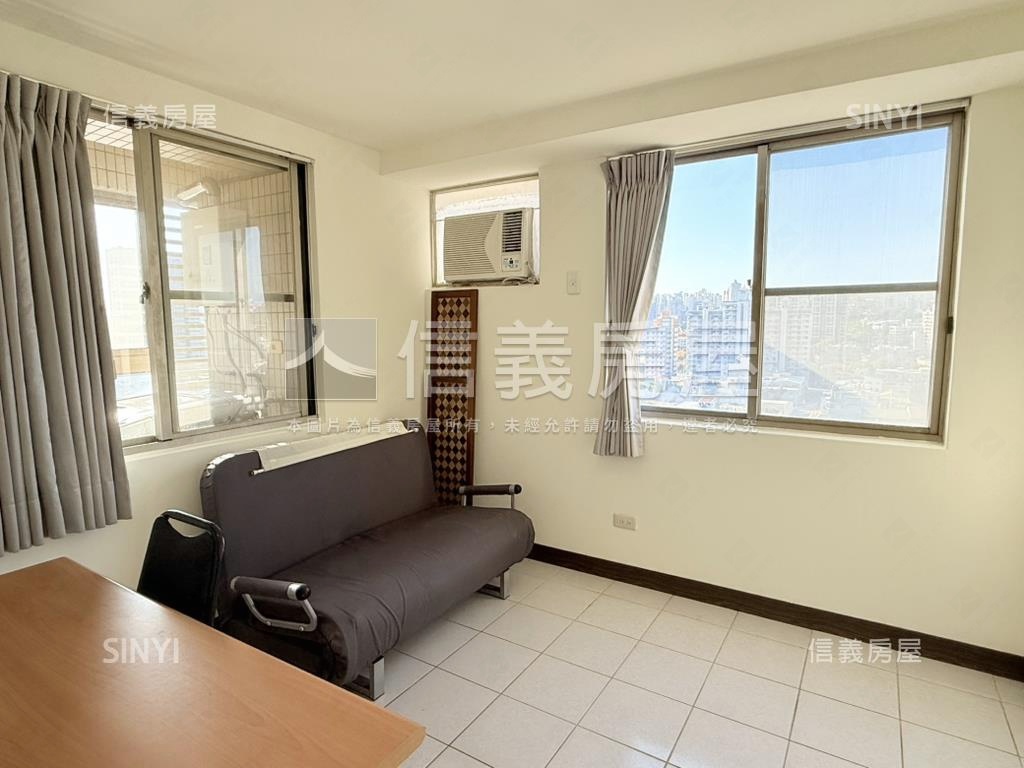 中科俊國朝南視野三房雙車房屋室內格局與周邊環境