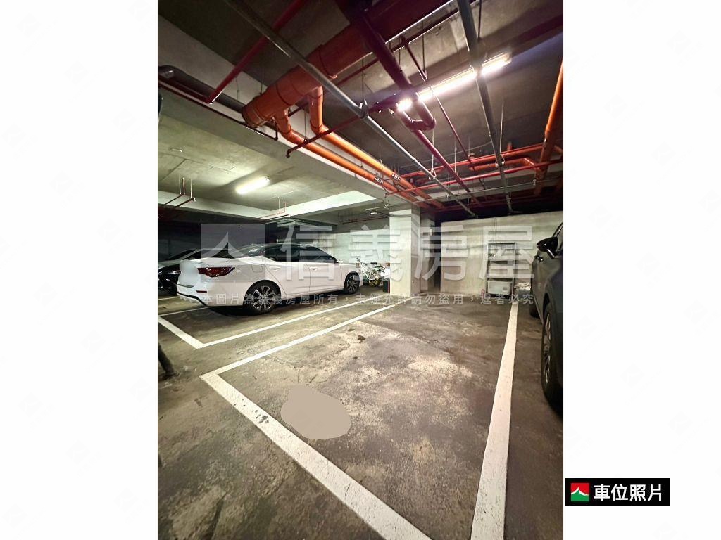 陽光沐浴。稀有３房車位房屋室內格局與周邊環境