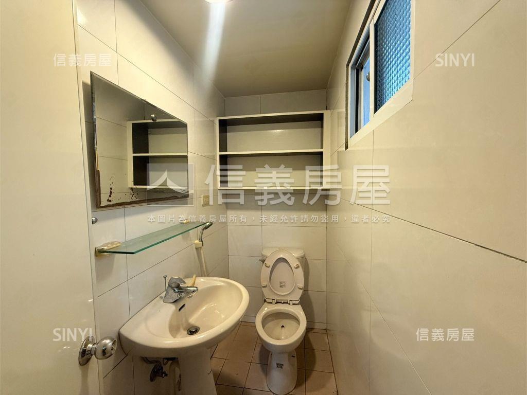 研二低樓層金雞母房屋室內格局與周邊環境