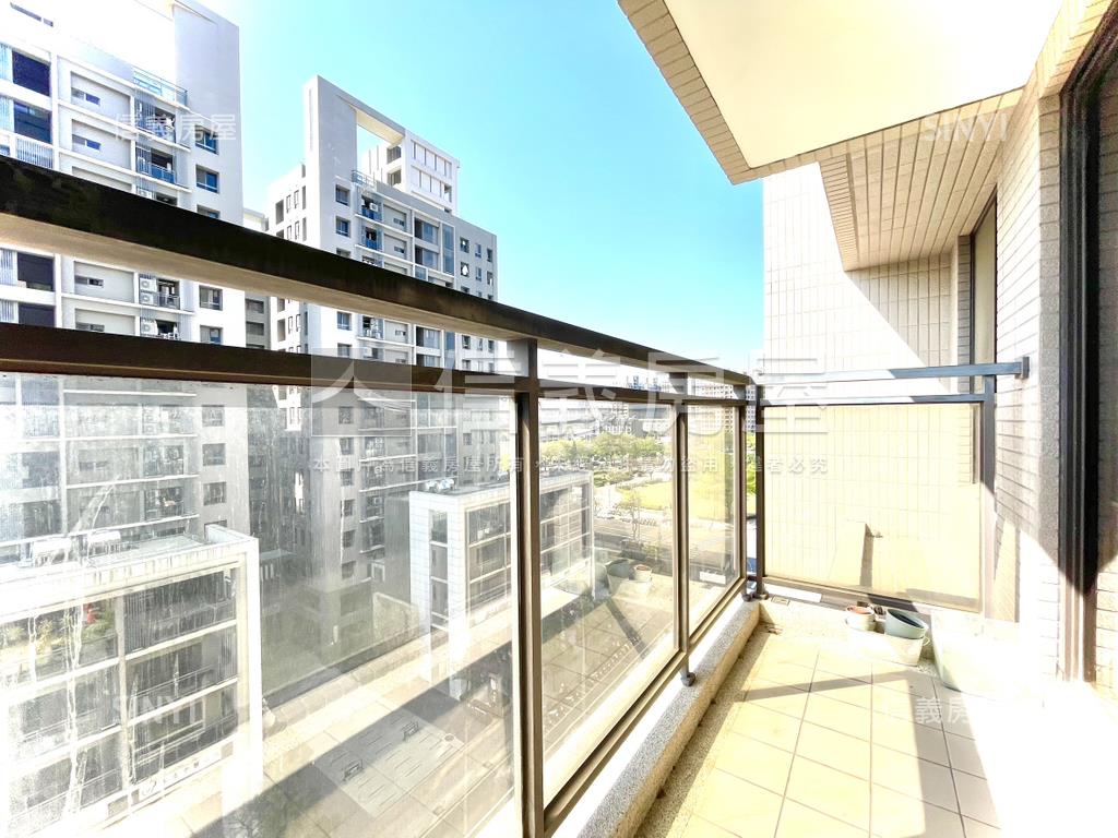 輕屋齡中高樓美三房平車房屋室內格局與周邊環境