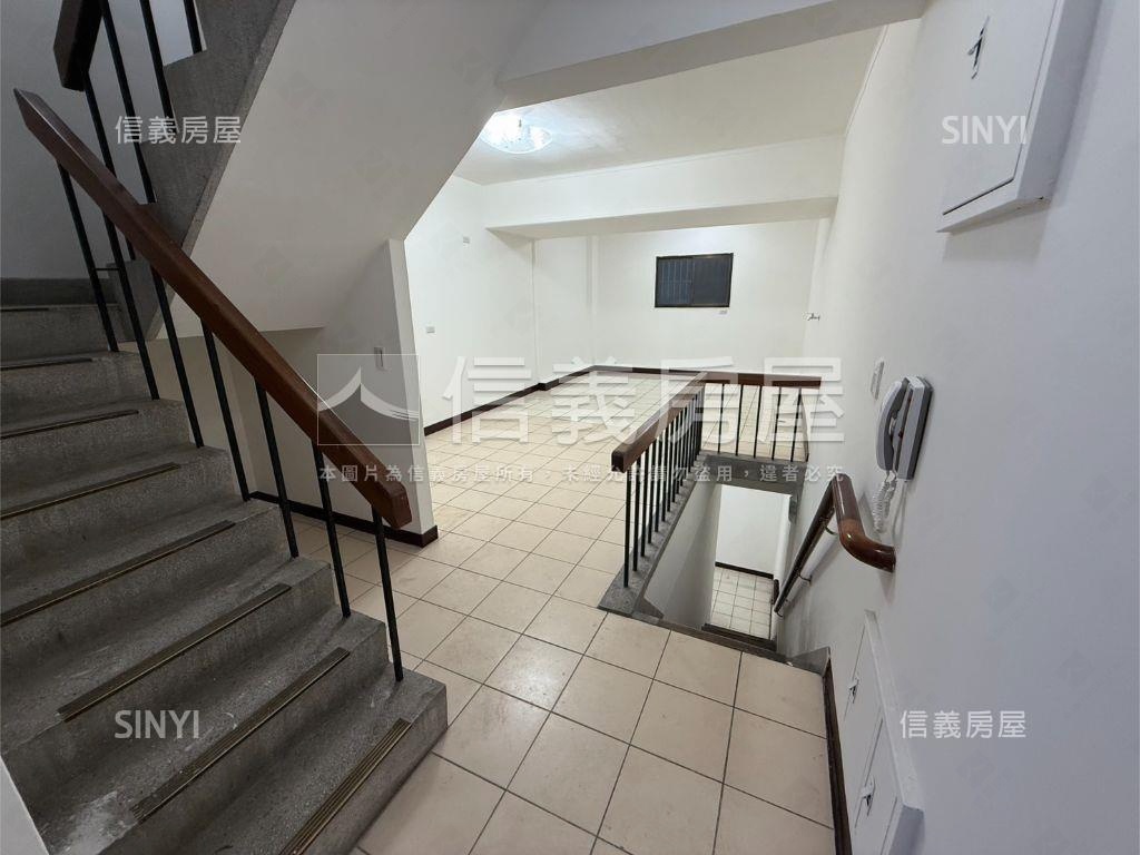 帝王透店★面未來體育園區房屋室內格局與周邊環境