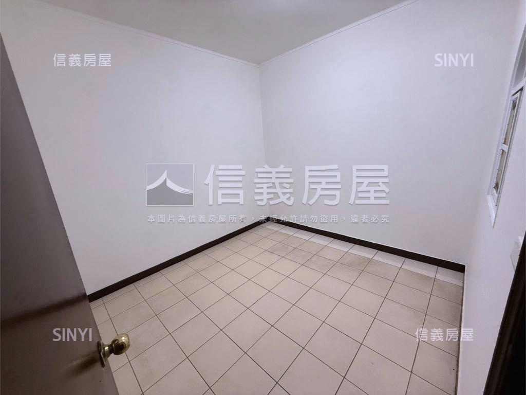 帝王透店★面未來體育園區房屋室內格局與周邊環境