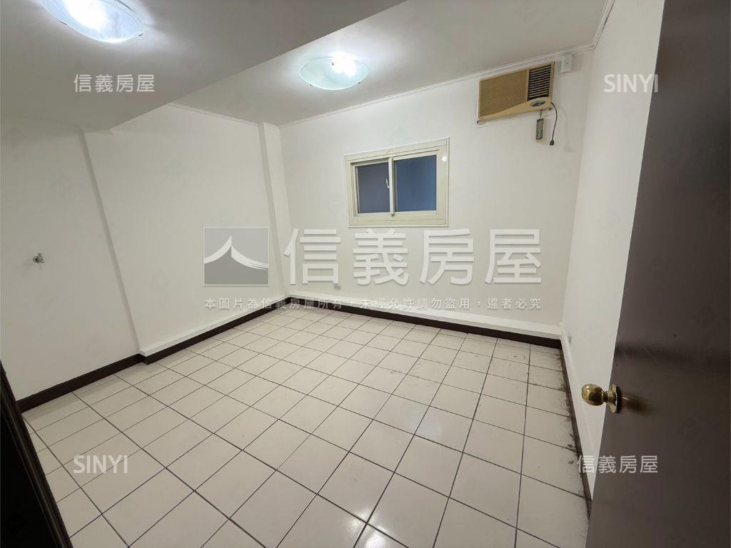 帝王透店★面未來體育園區房屋室內格局與周邊環境