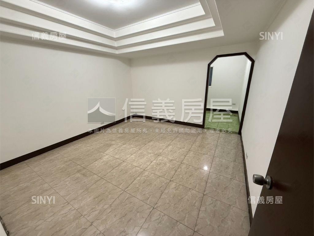 帝王透店★面未來體育園區房屋室內格局與周邊環境