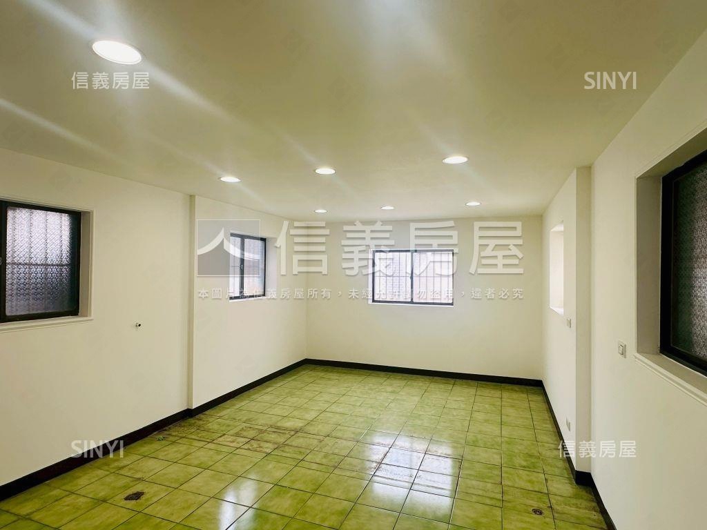 帝王透店★面未來體育園區房屋室內格局與周邊環境