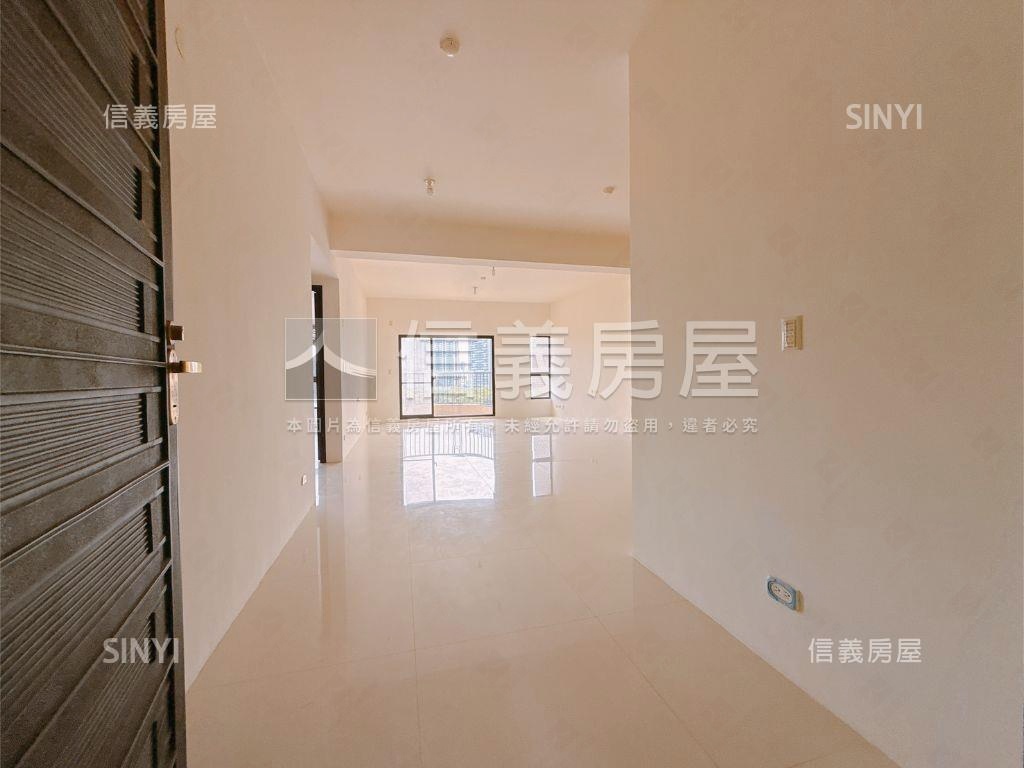 愛河首排️四房雙平車房屋室內格局與周邊環境