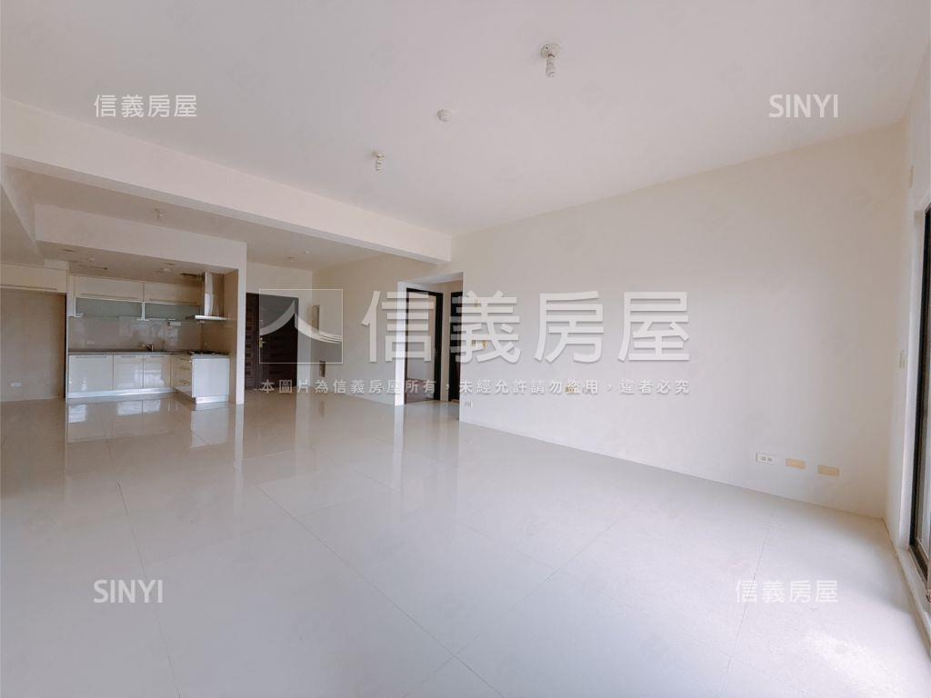 愛河首排️四房雙平車房屋室內格局與周邊環境