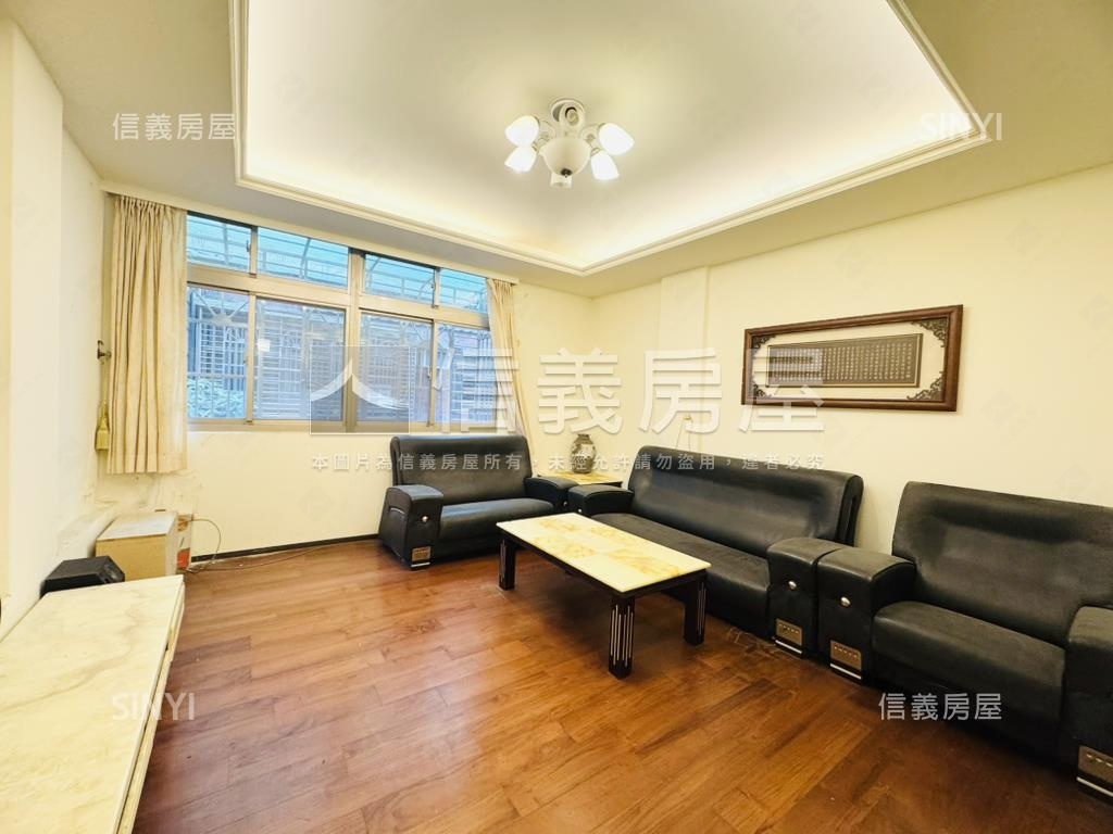 ２５年內低總價５房透天房屋室內格局與周邊環境