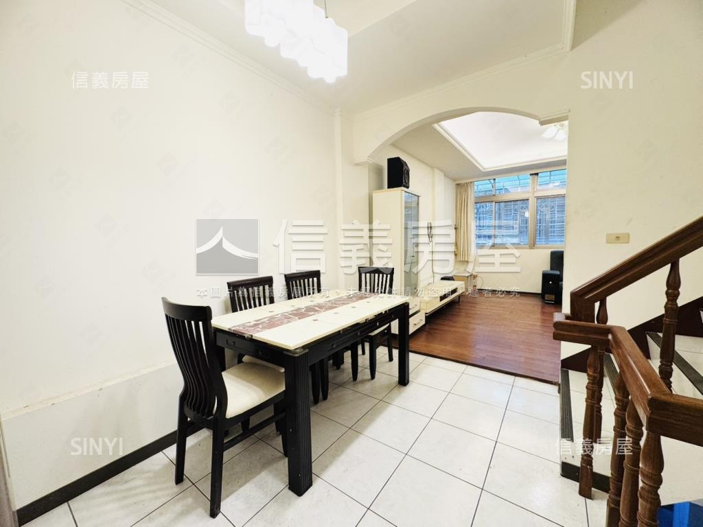 ２５年內低總價５房透天房屋室內格局與周邊環境