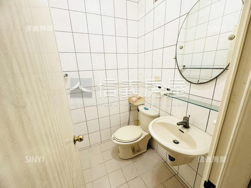 ２５年內低總價５房透天房屋室內格局與周邊環境