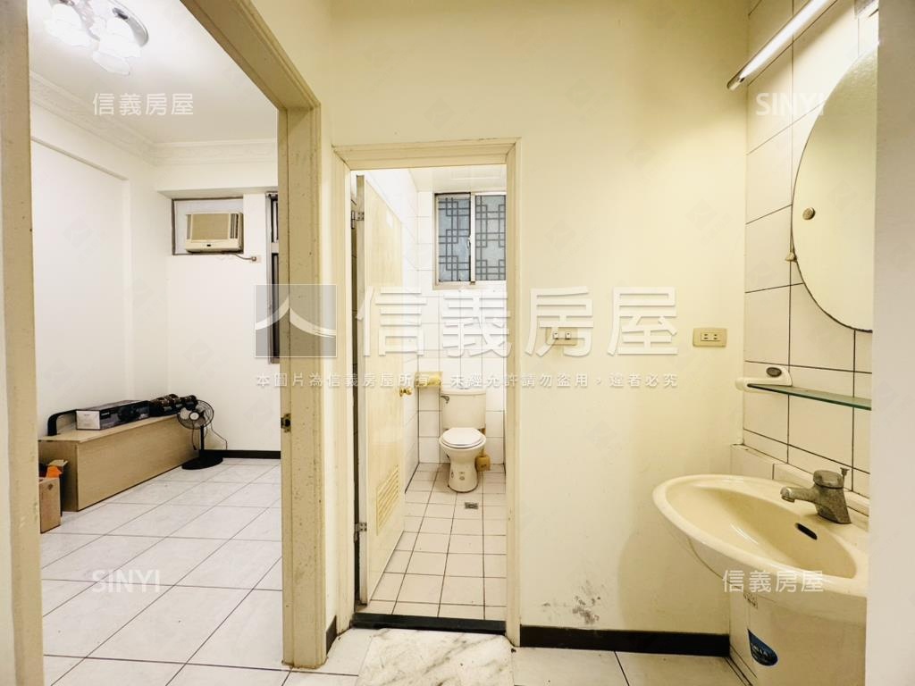 ２５年內低總價５房透天房屋室內格局與周邊環境