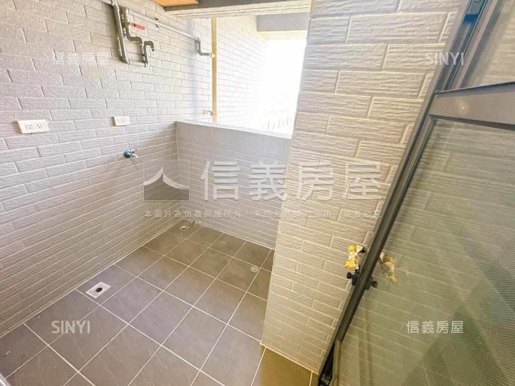 低於實登！一年屋兩房兩衛房屋室內格局與周邊環境