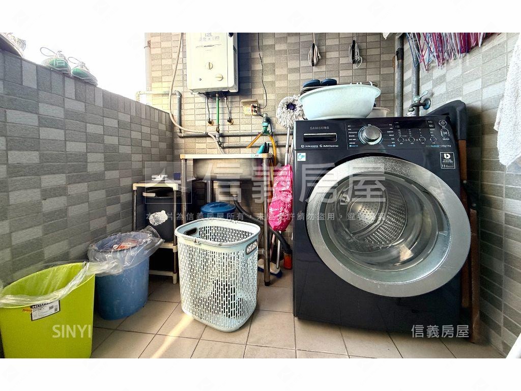 南加州朝南邊間精美裝潢房屋室內格局與周邊環境