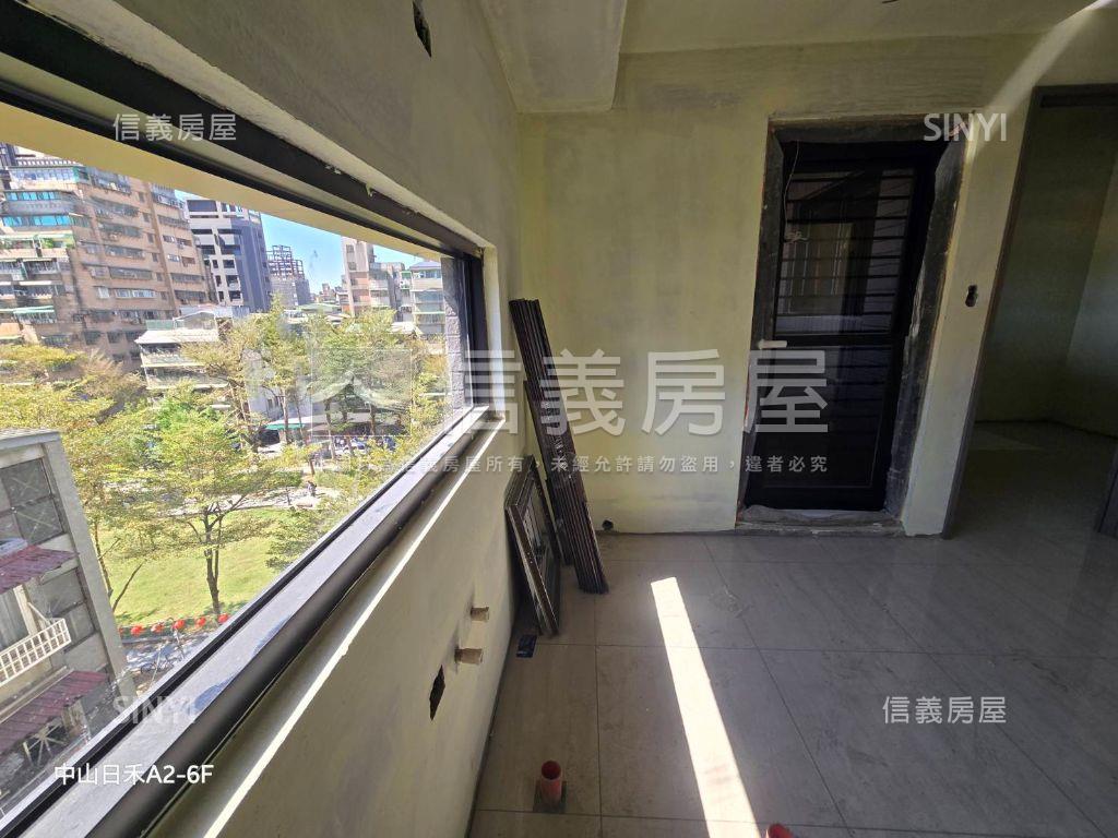 中山日禾得天獨厚６房屋室內格局與周邊環境