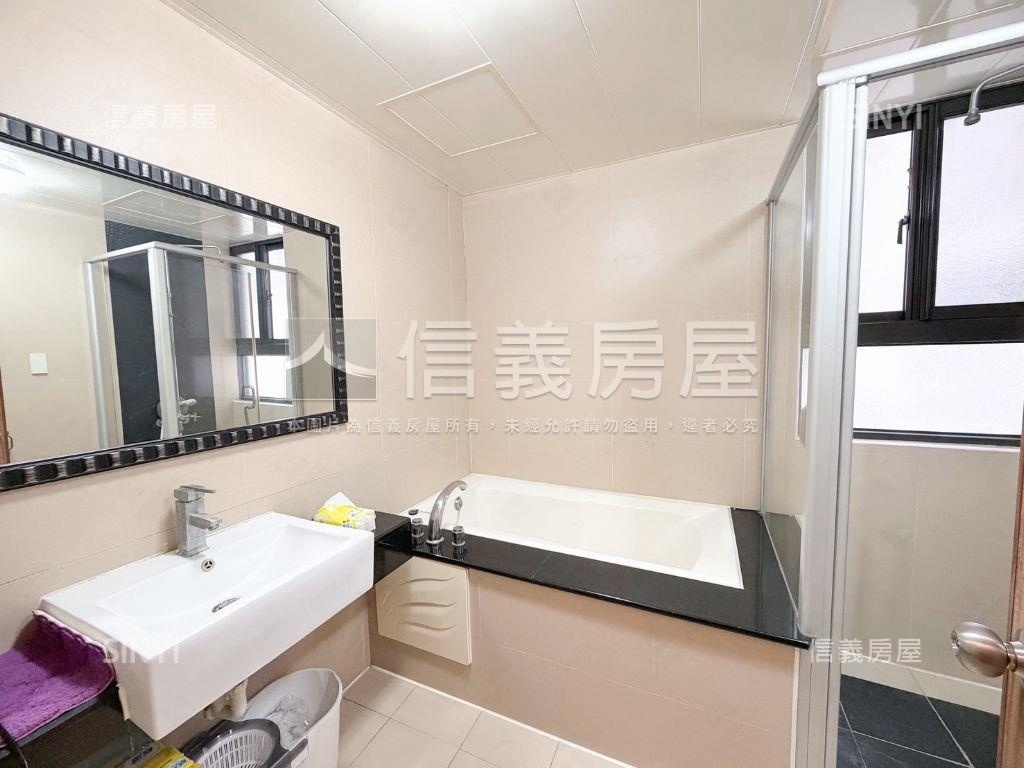 巨蛋獨家✿美學館三房平車房屋室內格局與周邊環境