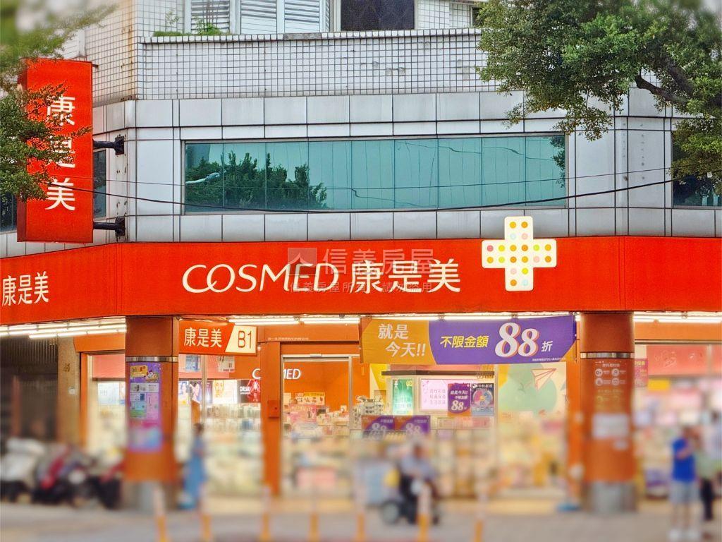 敦品苑全新舒適三房車位房屋室內格局與周邊環境