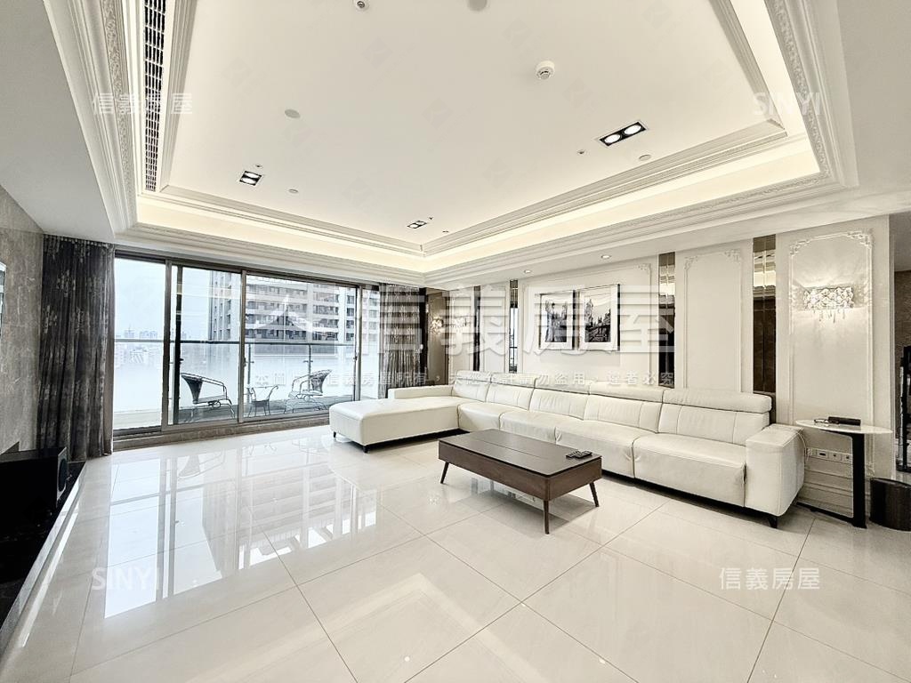 中港一方四房四衛三平車房屋室內格局與周邊環境