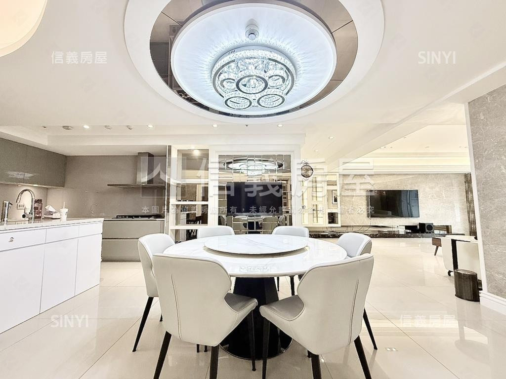 中港一方四房四衛三平車房屋室內格局與周邊環境