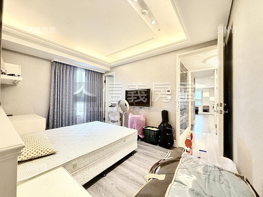 中港一方四房四衛三平車房屋室內格局與周邊環境