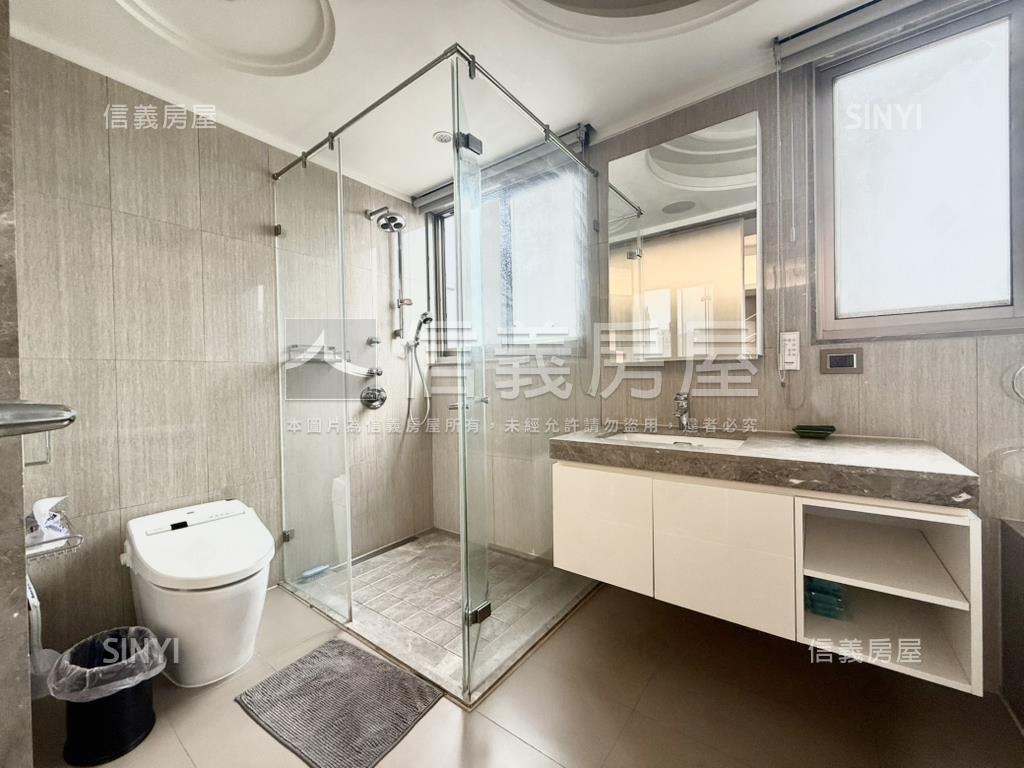 中港一方四房四衛三平車房屋室內格局與周邊環境