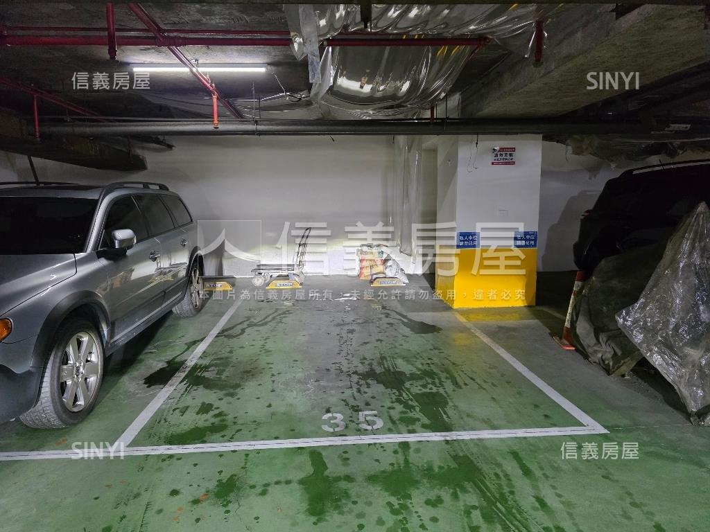 雙敦學區有管理坡平大車位房屋室內格局與周邊環境