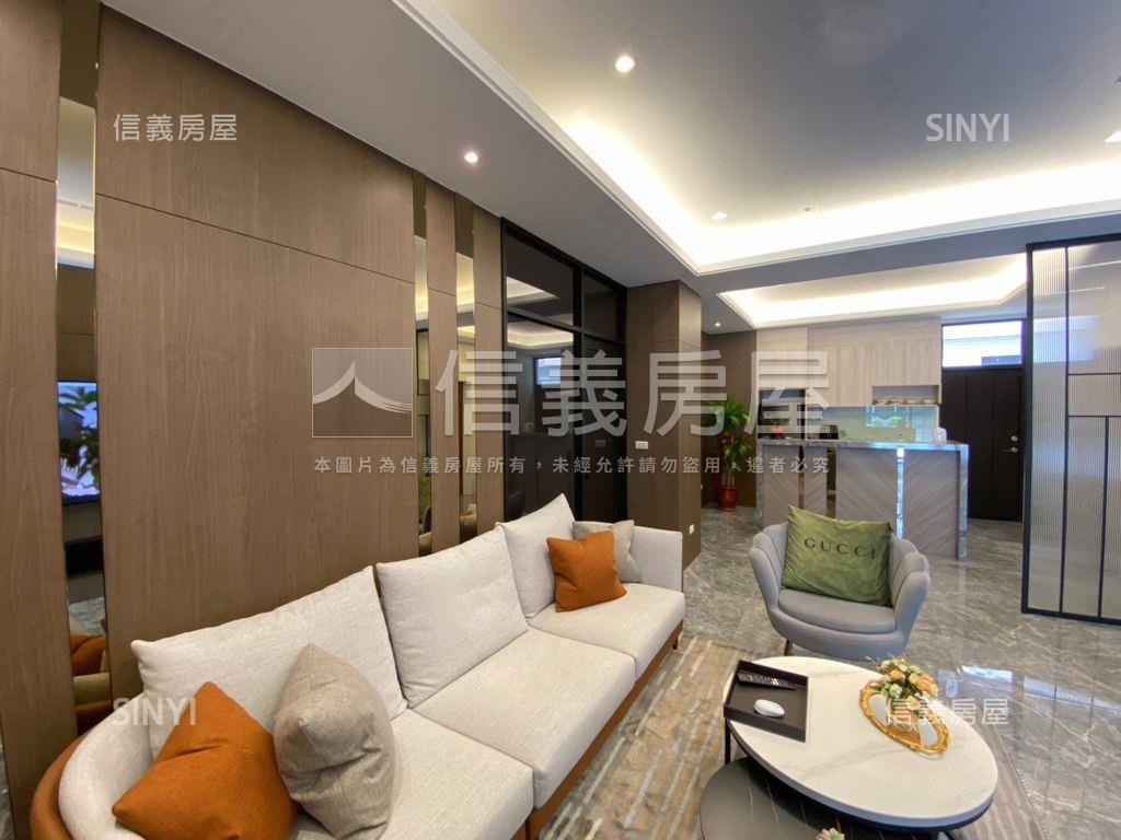 單元三朝南角間店墅房屋室內格局與周邊環境