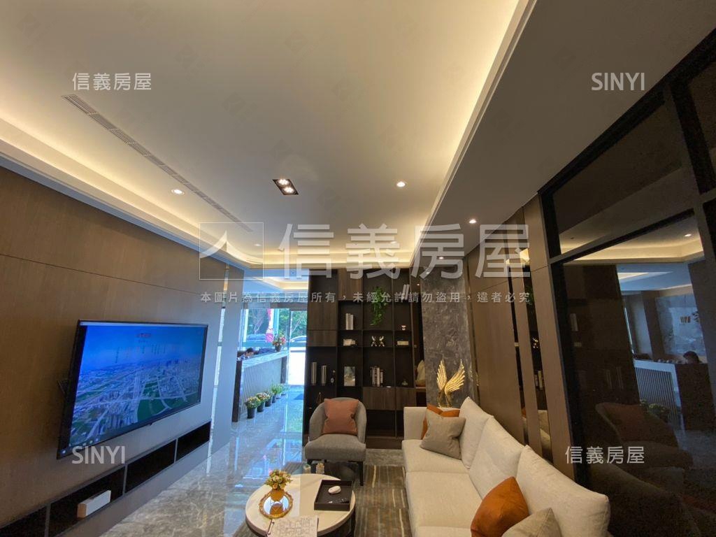 單元三朝南角間店墅房屋室內格局與周邊環境