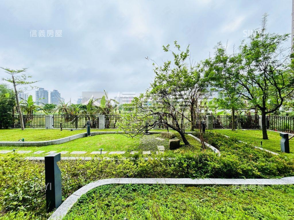 專任新市１６８挑高溫馨宅房屋室內格局與周邊環境